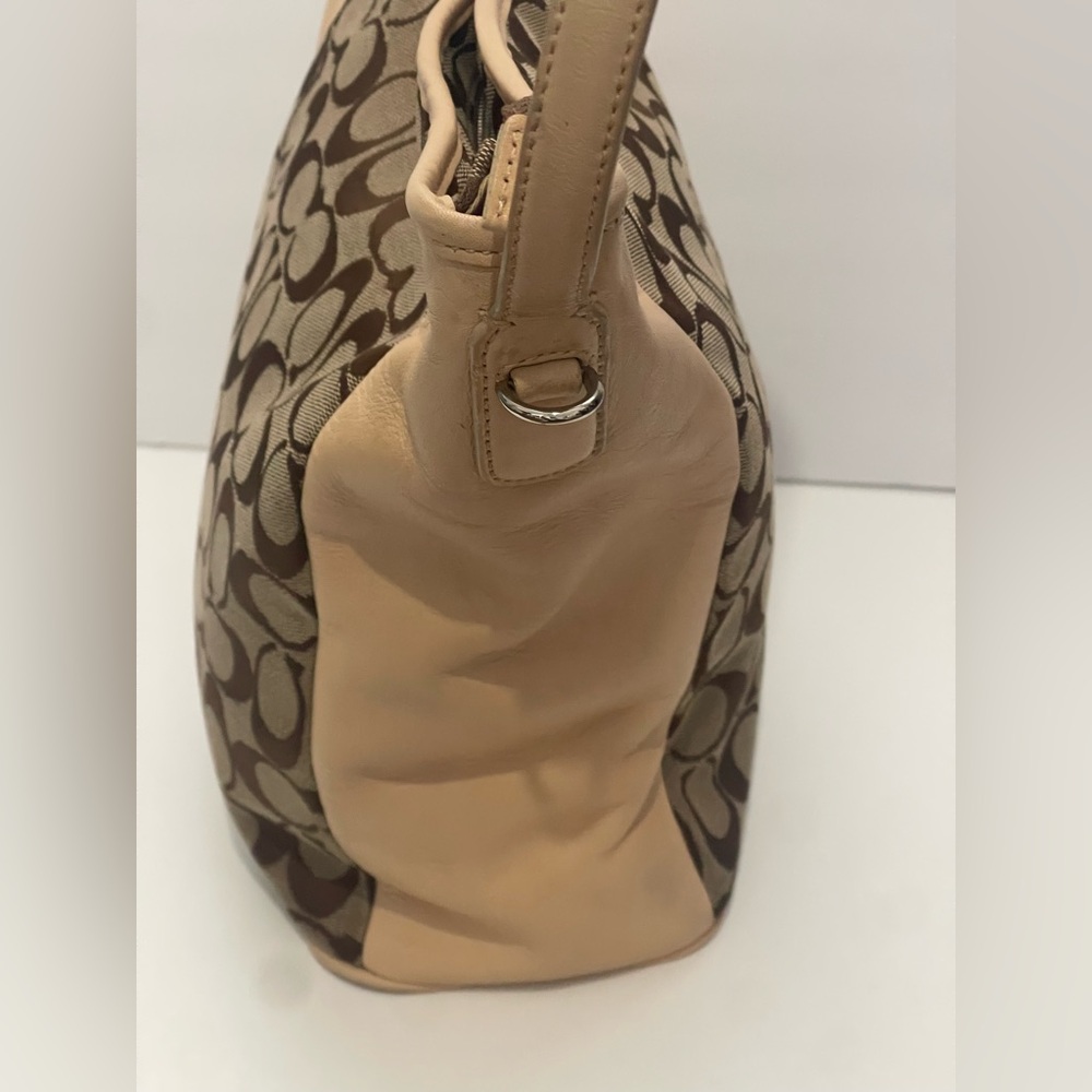 Coach Legacy Weekend Signature C Shoulder Bag, hobo-style bag crossbody - Picture 2 of 12